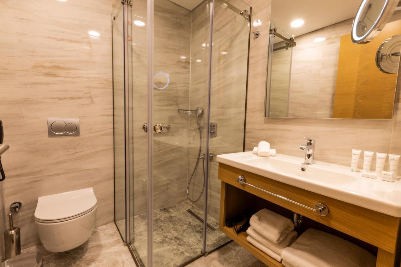 Radisson Hotel Istanbul Harbiye Zewnętrze zdjęcie