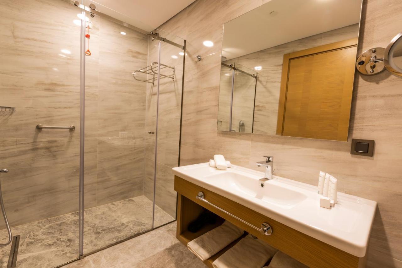 Radisson Hotel Istanbul Harbiye Zewnętrze zdjęcie