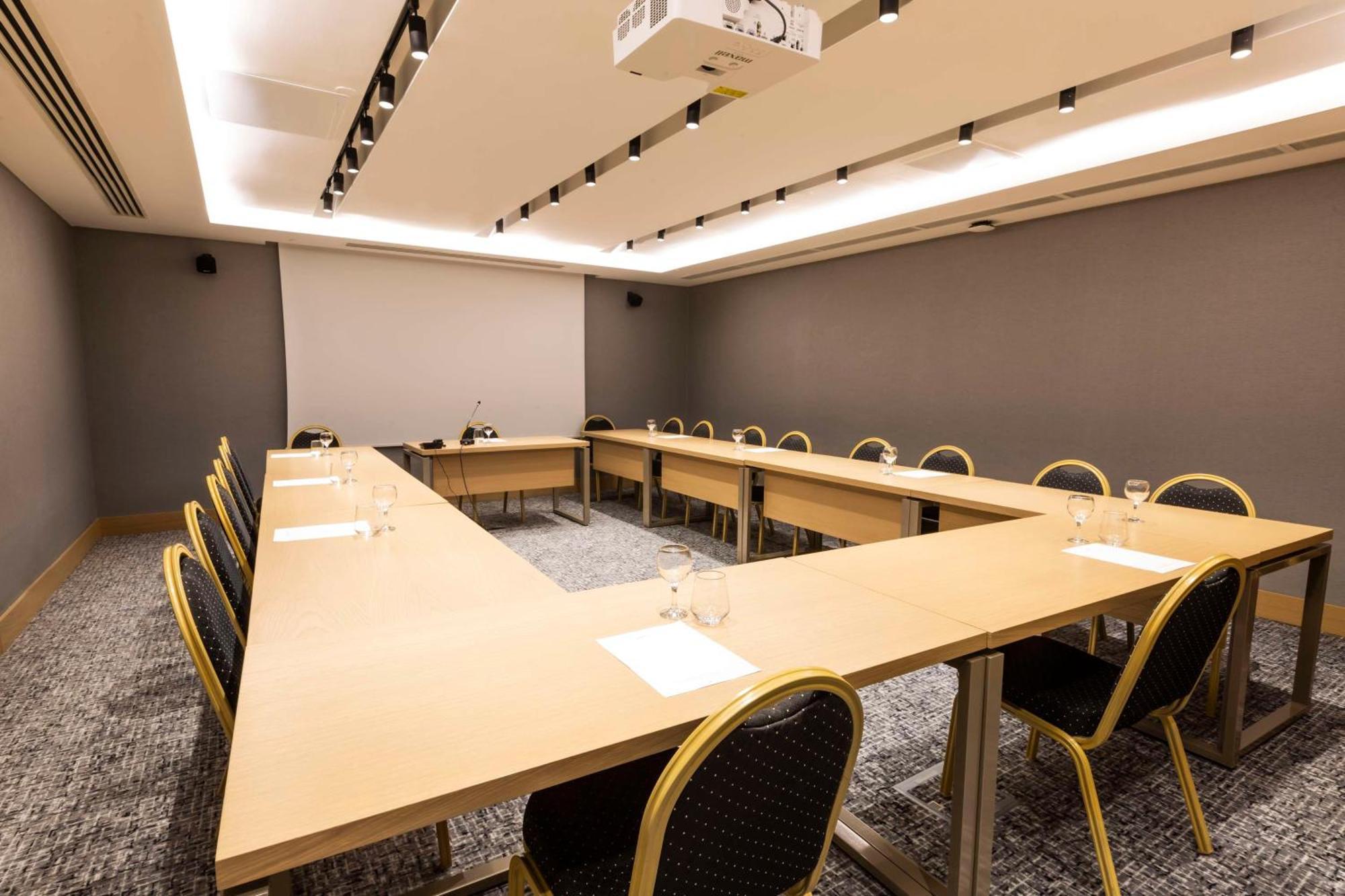 Radisson Hotel Istanbul Harbiye Zewnętrze zdjęcie